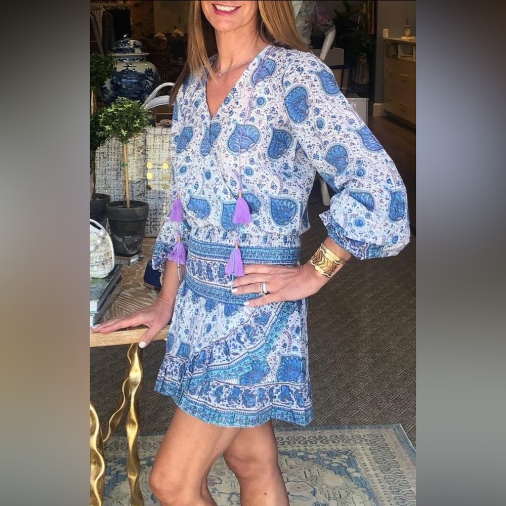 Bell by Alicia Bell block print smocked waist mini dress - blue. Size XS